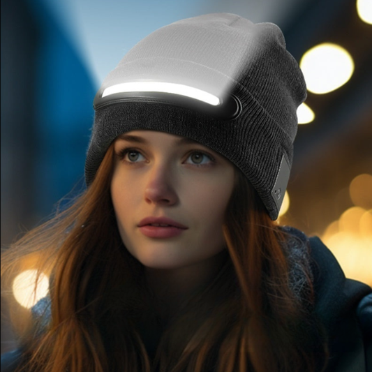 Outdoormössa med starkt ljus